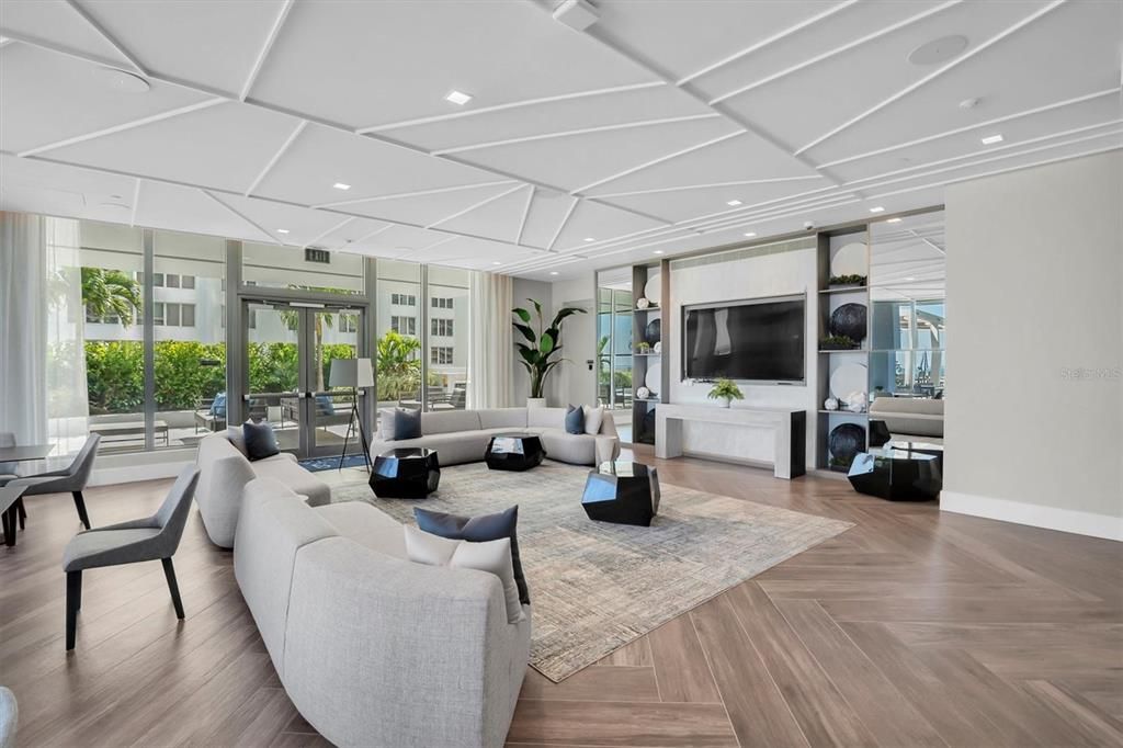 For Sale: $2,750,000 (3 beds, 4 baths, 2712 Square Feet)