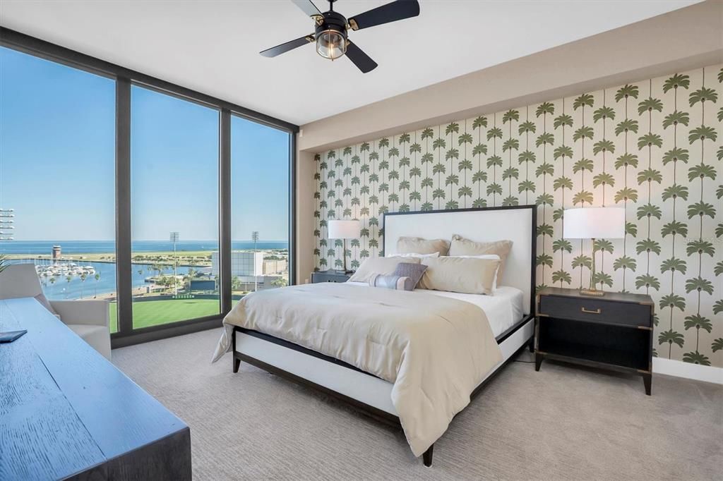 For Sale: $2,750,000 (3 beds, 4 baths, 2712 Square Feet)