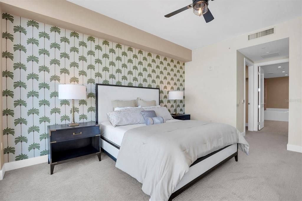 For Sale: $2,750,000 (3 beds, 4 baths, 2712 Square Feet)