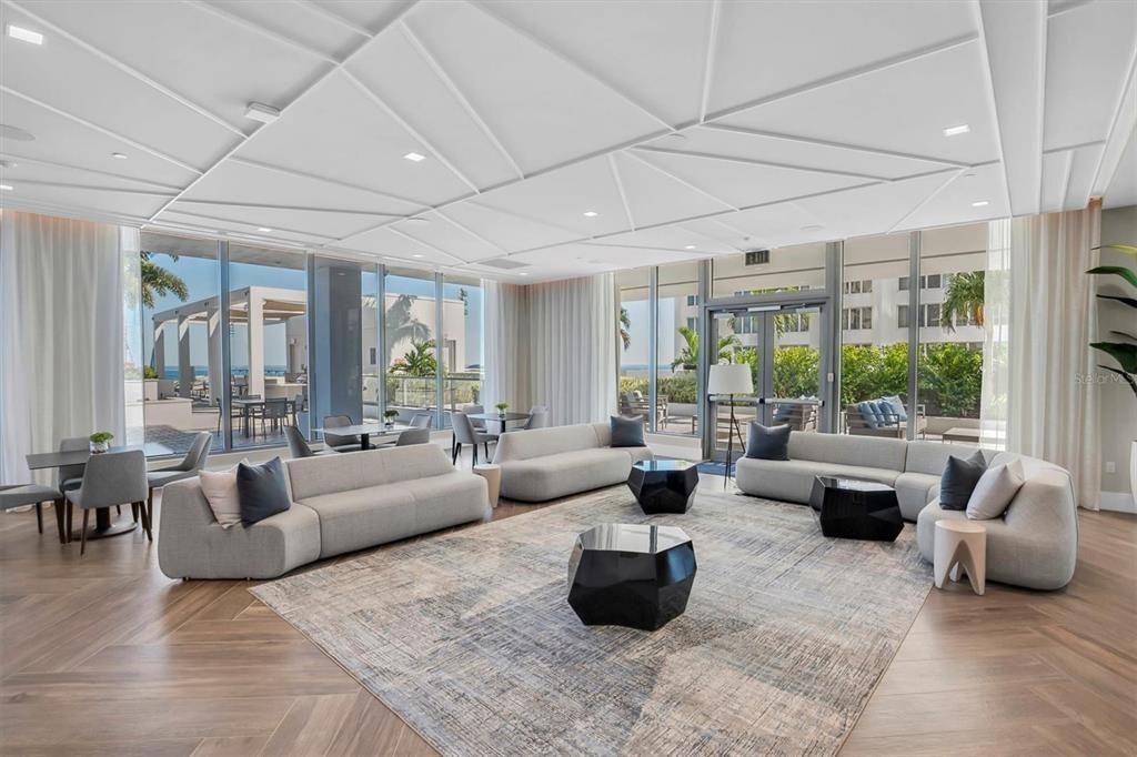 For Sale: $2,750,000 (3 beds, 4 baths, 2712 Square Feet)