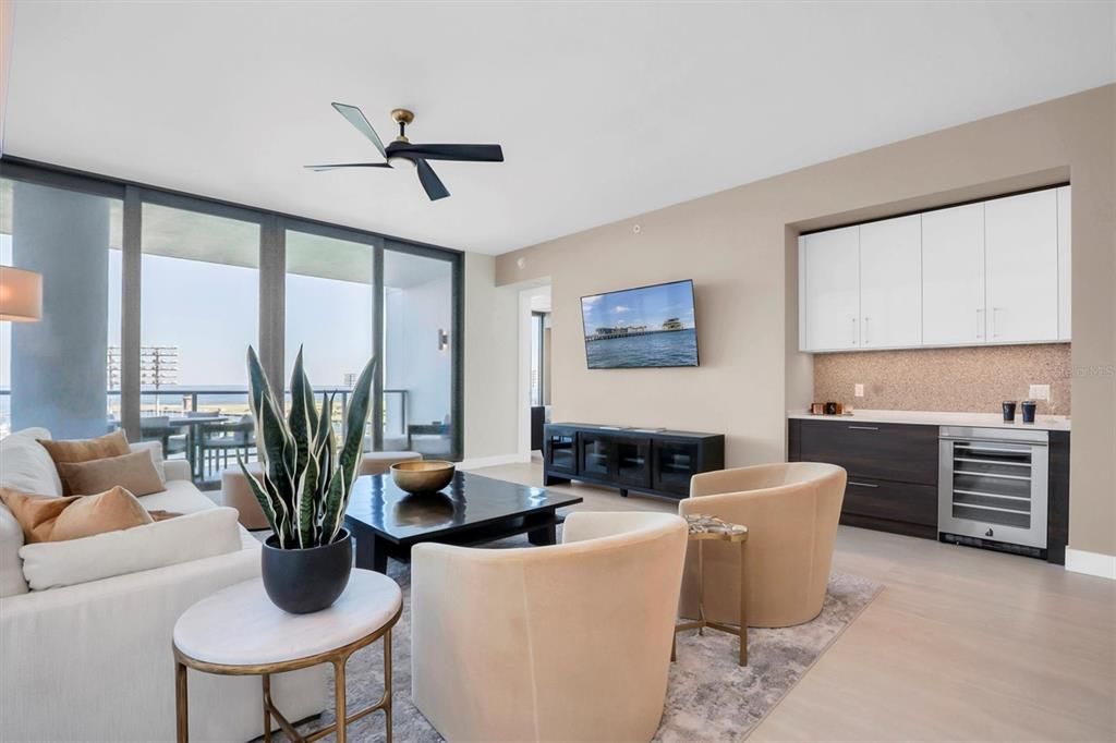 For Sale: $2,750,000 (3 beds, 4 baths, 2712 Square Feet)