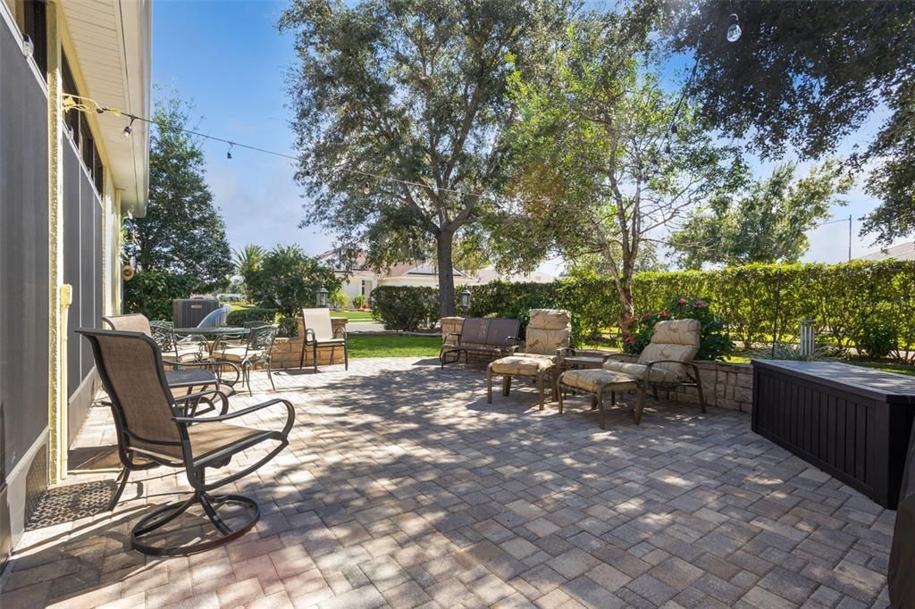 En Venta: $429,900 (3 camas, 2 baños, 2410 Pies cuadrados)