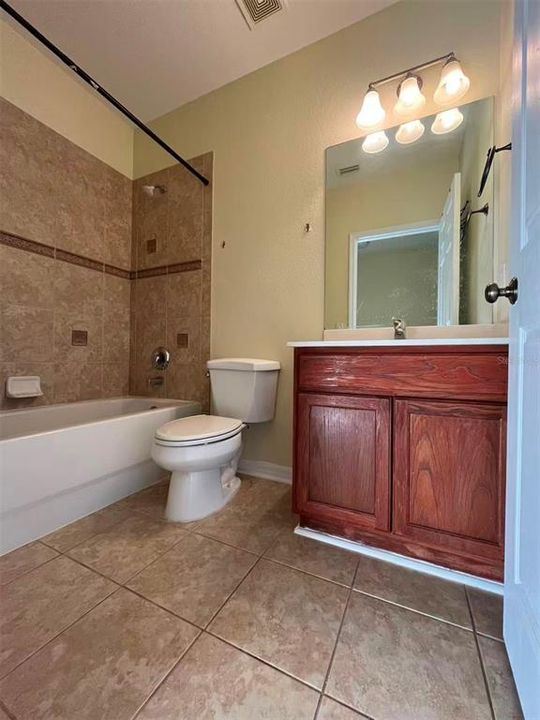 For Rent: $2,500 (3 beds, 2 baths, 1928 Square Feet)