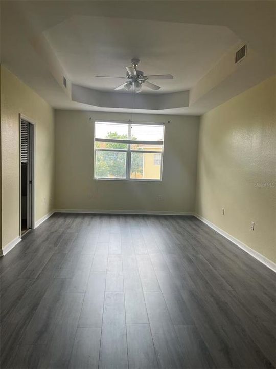For Rent: $2,500 (3 beds, 2 baths, 1928 Square Feet)