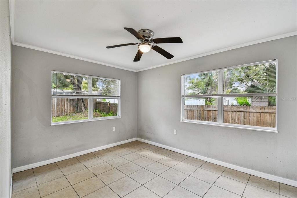 For Sale: $309,900 (4 beds, 2 baths, 1510 Square Feet)