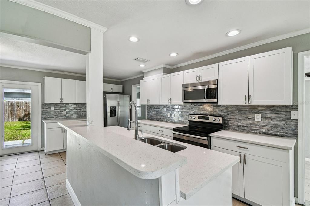 For Sale: $309,900 (4 beds, 2 baths, 1510 Square Feet)