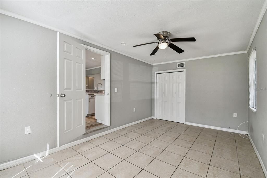 For Sale: $309,900 (4 beds, 2 baths, 1510 Square Feet)