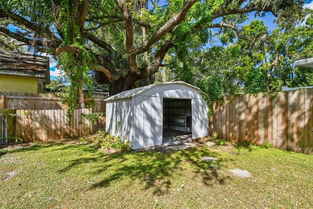 For Sale: $309,900 (4 beds, 2 baths, 1510 Square Feet)