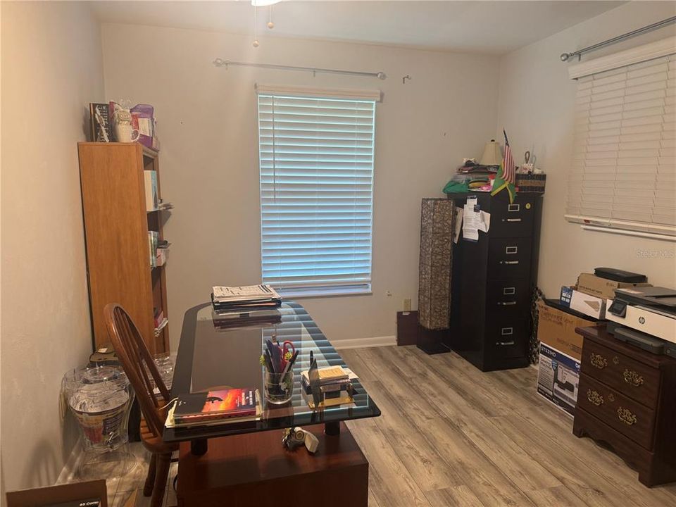 For Sale: $145,000 (2 beds, 2 baths, 853 Square Feet)