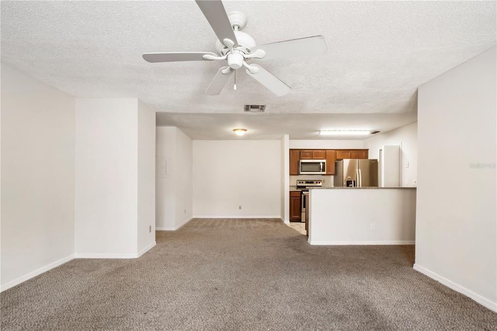 For Rent: $1,550 (2 beds, 2 baths, 991 Square Feet)