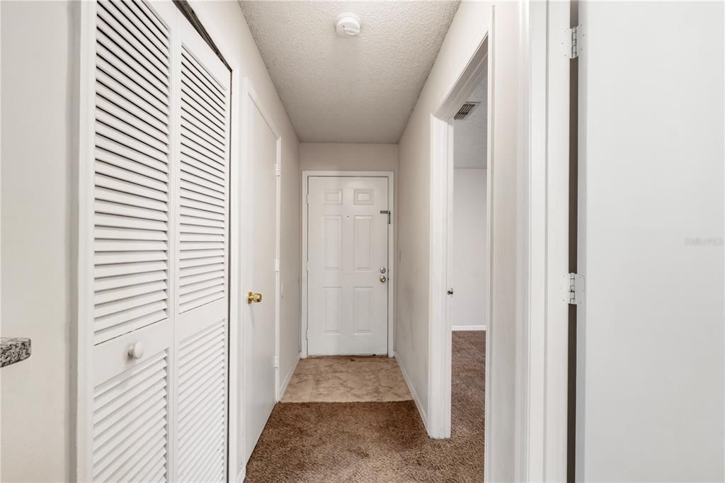 For Rent: $1,550 (2 beds, 2 baths, 991 Square Feet)