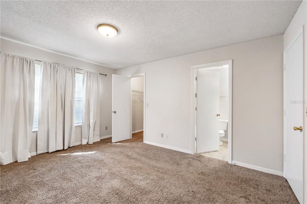 For Rent: $1,550 (2 beds, 2 baths, 991 Square Feet)