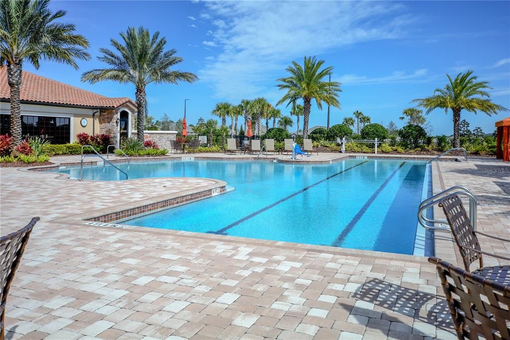 На продажу: $635,000 (3 спален, 3 ванн, 2449 Квадратных фут)