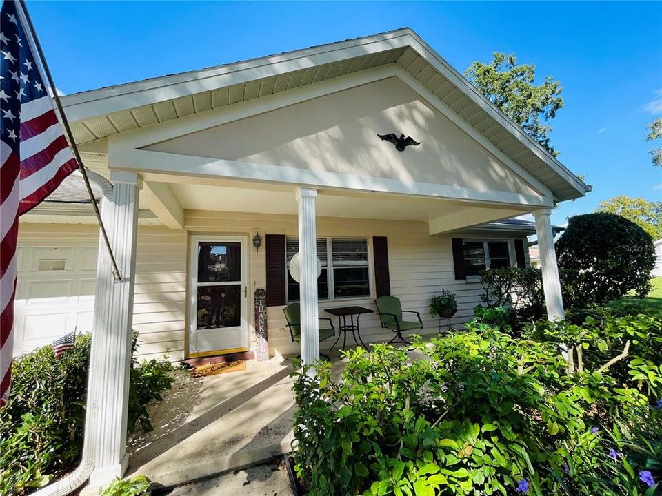 待售: $144,000 (2 贝兹, 2 浴室, 1414 平方英尺)