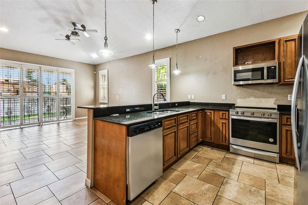 Active With Contract: $499,999 (4 beds, 3 baths, 1766 Square Feet)