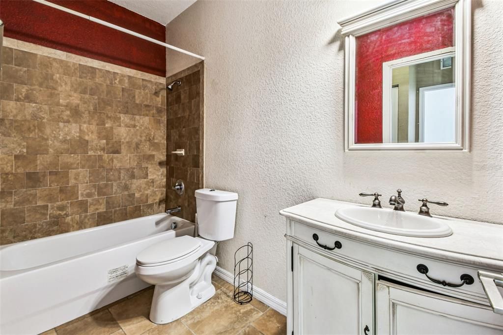 Active With Contract: $499,999 (4 beds, 3 baths, 1766 Square Feet)