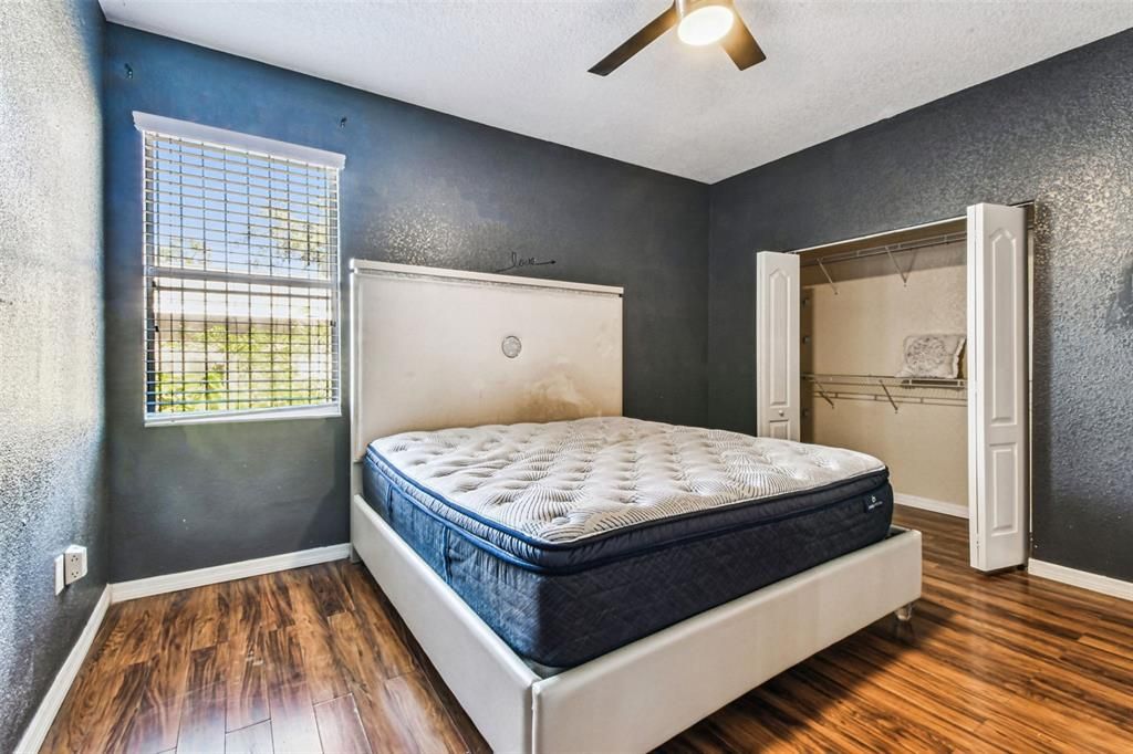 Active With Contract: $499,999 (4 beds, 3 baths, 1766 Square Feet)