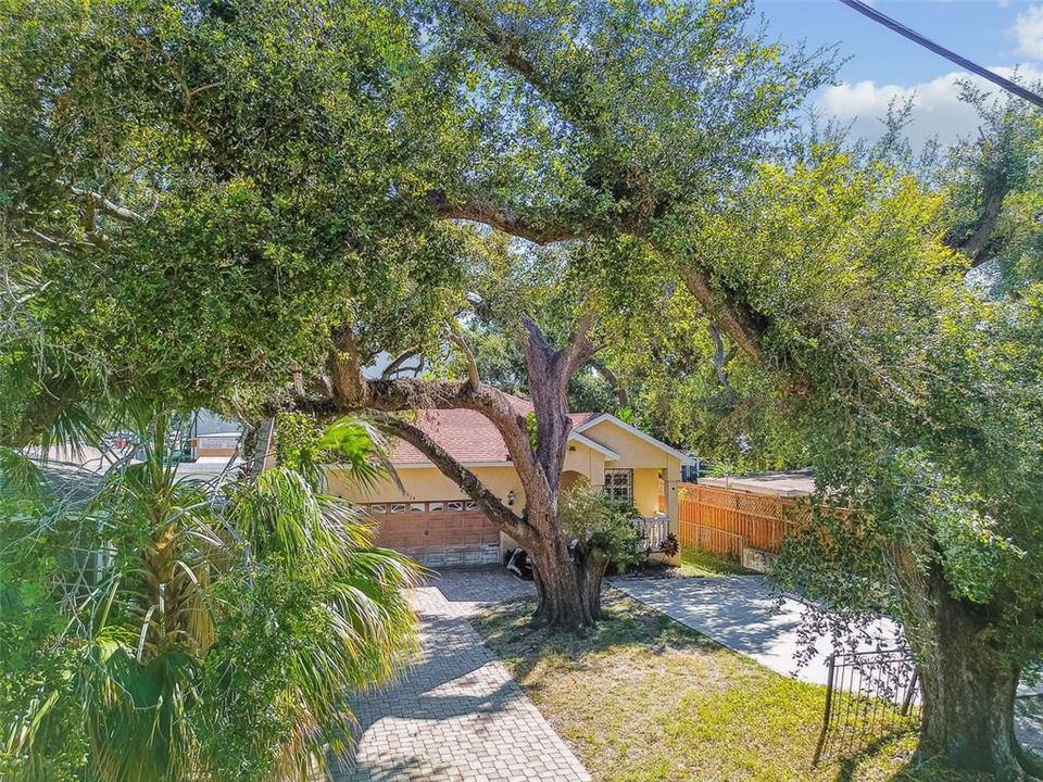 Active With Contract: $499,999 (4 beds, 3 baths, 1766 Square Feet)