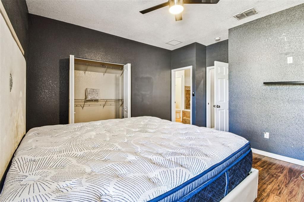 Active With Contract: $499,999 (4 beds, 3 baths, 1766 Square Feet)