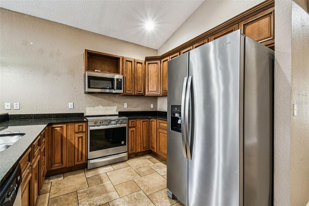 Active With Contract: $499,999 (4 beds, 3 baths, 1766 Square Feet)