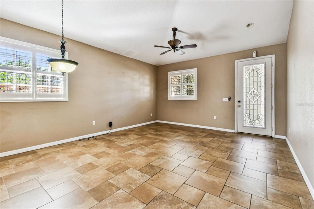 Active With Contract: $499,999 (4 beds, 3 baths, 1766 Square Feet)