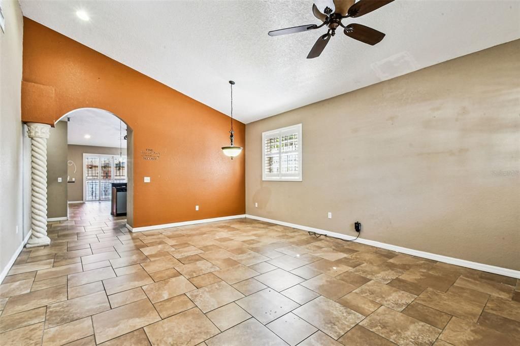 Active With Contract: $499,999 (4 beds, 3 baths, 1766 Square Feet)