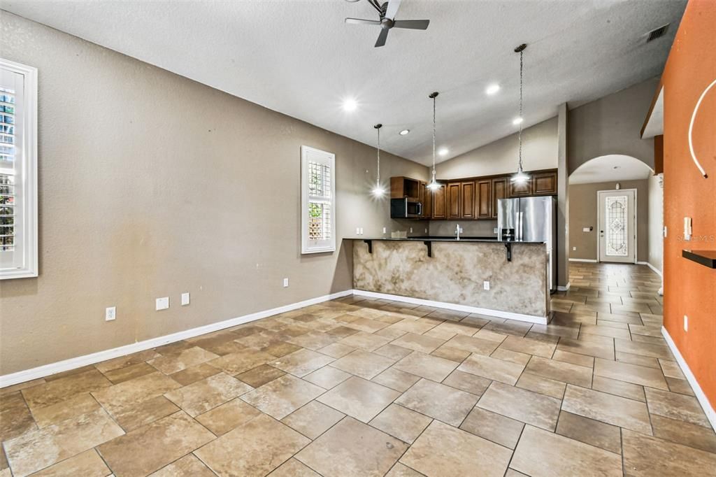 Active With Contract: $499,999 (4 beds, 3 baths, 1766 Square Feet)