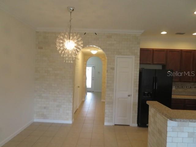 For Rent: $2,000 (3 beds, 2 baths, 1492 Square Feet)