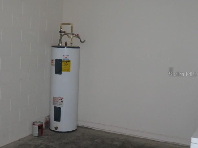 For Rent: $2,000 (3 beds, 2 baths, 1492 Square Feet)