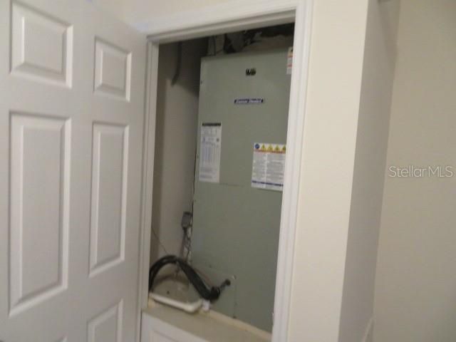 For Rent: $2,000 (3 beds, 2 baths, 1492 Square Feet)