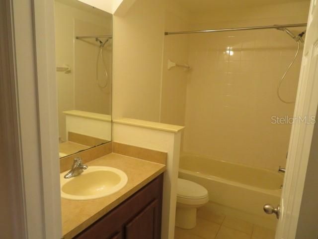 For Rent: $2,000 (3 beds, 2 baths, 1492 Square Feet)