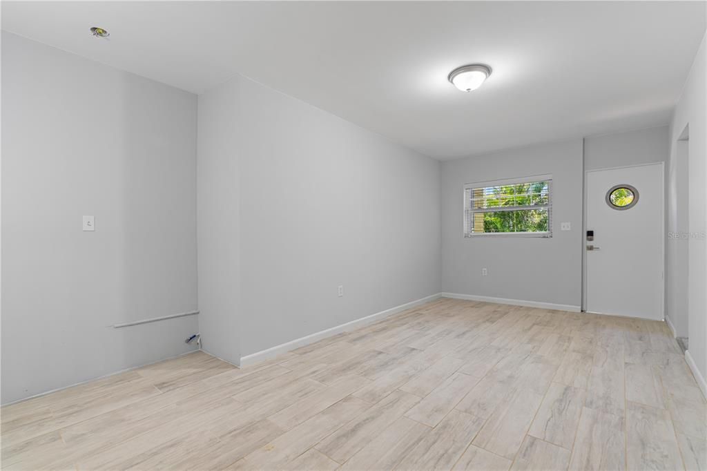 待售: $549,000 (3 贝兹, 2 浴室, 1680 平方英尺)