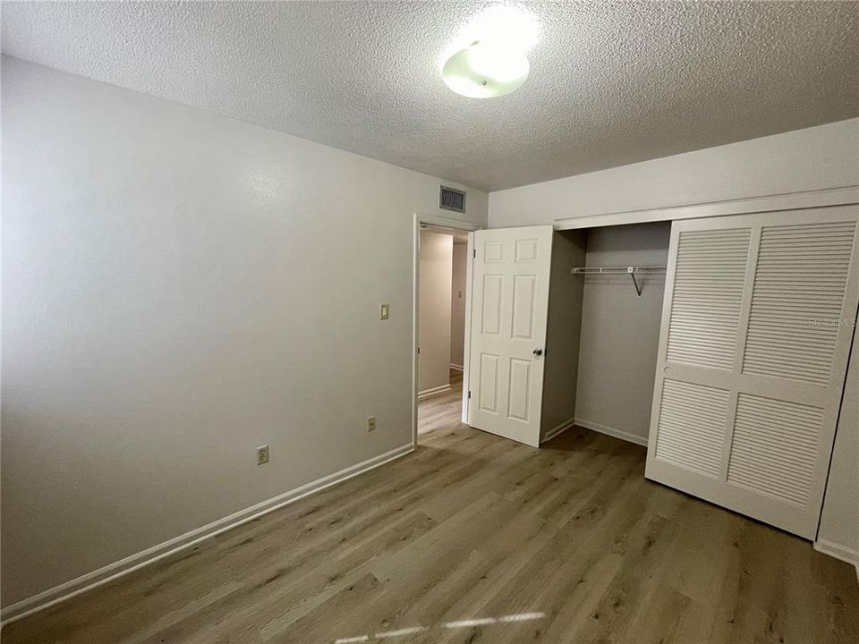 For Rent: $1,450 (2 beds, 1 baths, 1019 Square Feet)