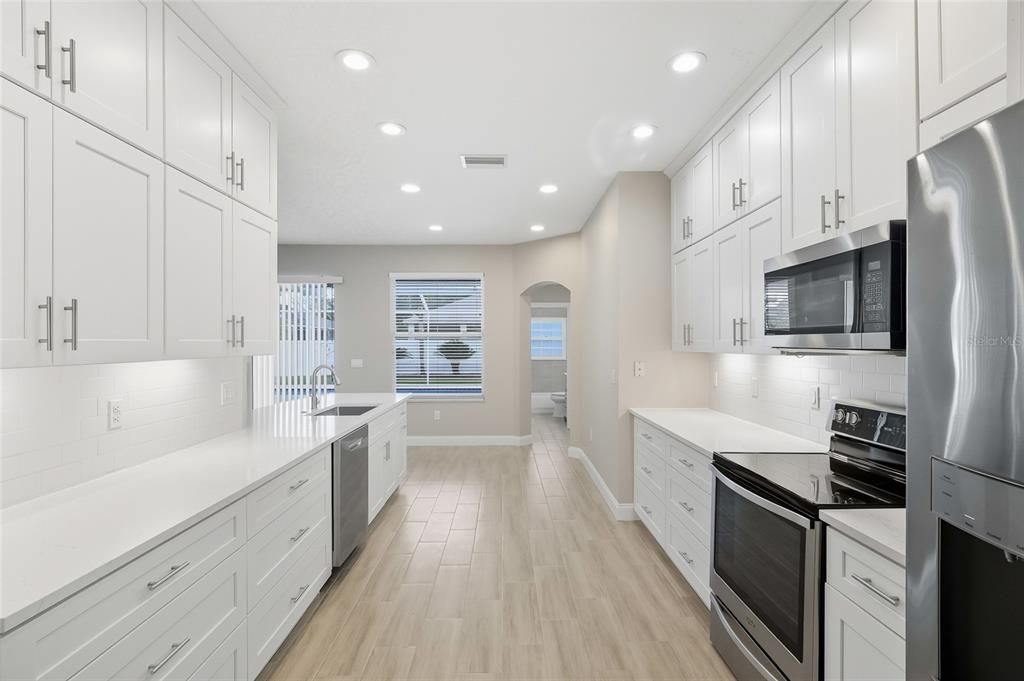 待售: $525,000 (5 贝兹, 3 浴室, 2279 平方英尺)