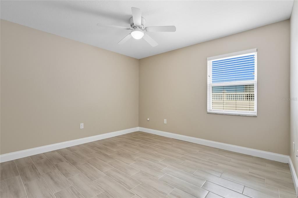 待售: $525,000 (5 贝兹, 3 浴室, 2279 平方英尺)