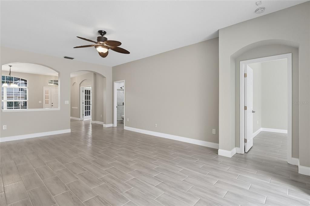 待售: $525,000 (5 贝兹, 3 浴室, 2279 平方英尺)