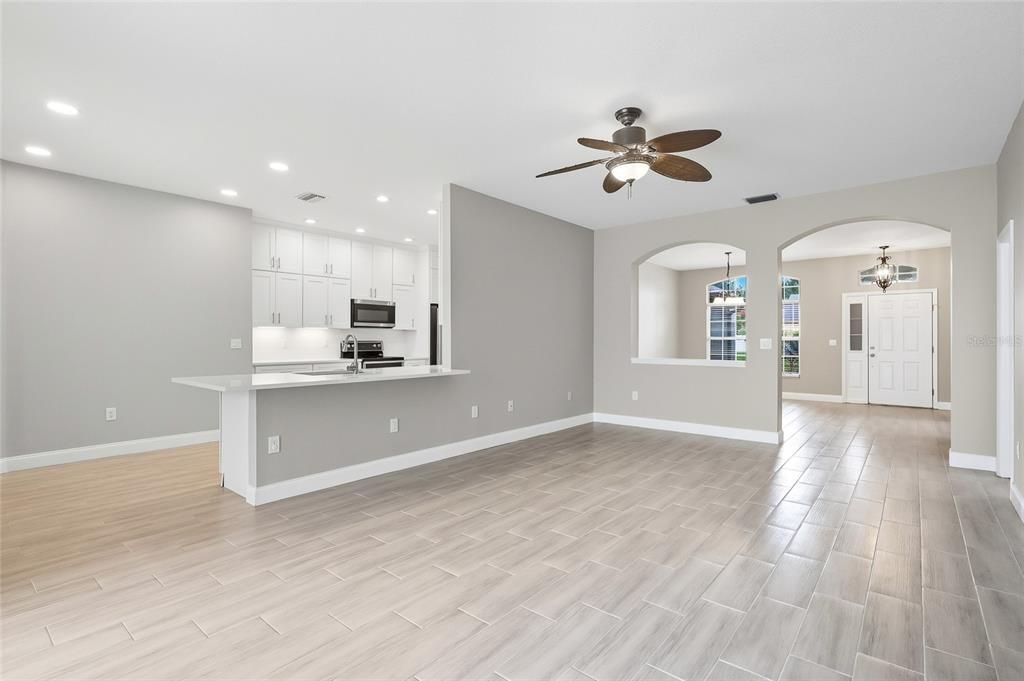 待售: $525,000 (5 贝兹, 3 浴室, 2279 平方英尺)