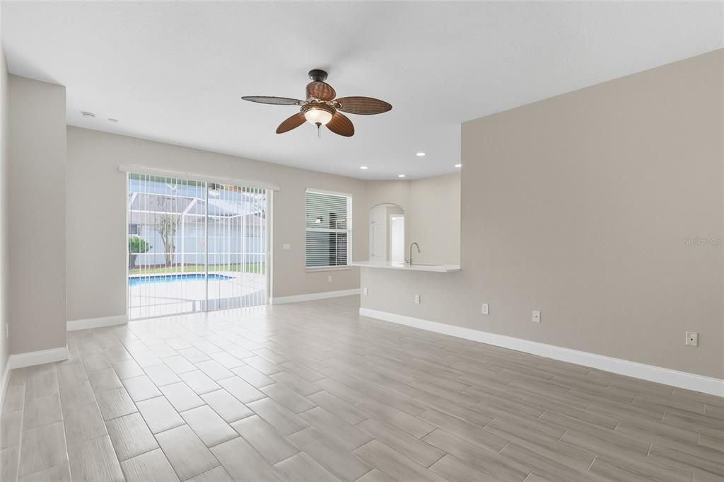 待售: $525,000 (5 贝兹, 3 浴室, 2279 平方英尺)