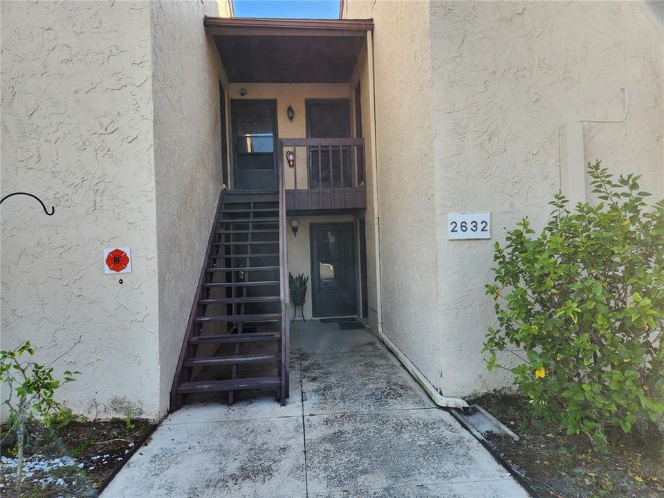 Recently Rented: $1,200 (0 beds, 1 baths, 523 Square Feet)