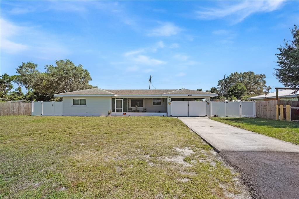 En Venta: $240,000 (3 camas, 2 baños, 1229 Pies cuadrados)