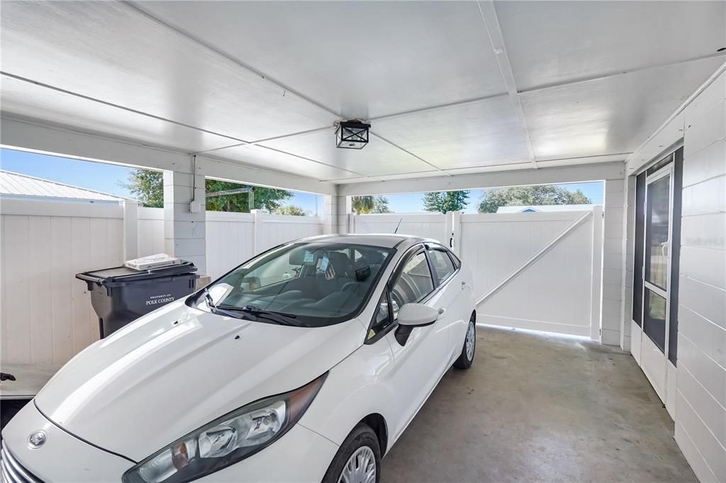 En Venta: $240,000 (3 camas, 2 baños, 1229 Pies cuadrados)