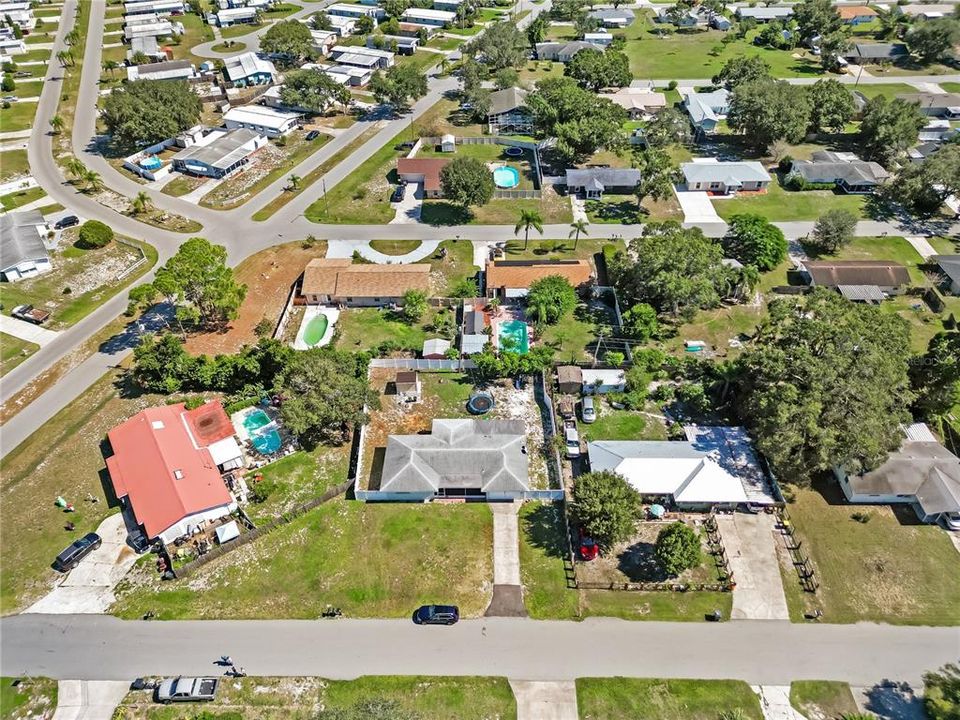 En Venta: $240,000 (3 camas, 2 baños, 1229 Pies cuadrados)