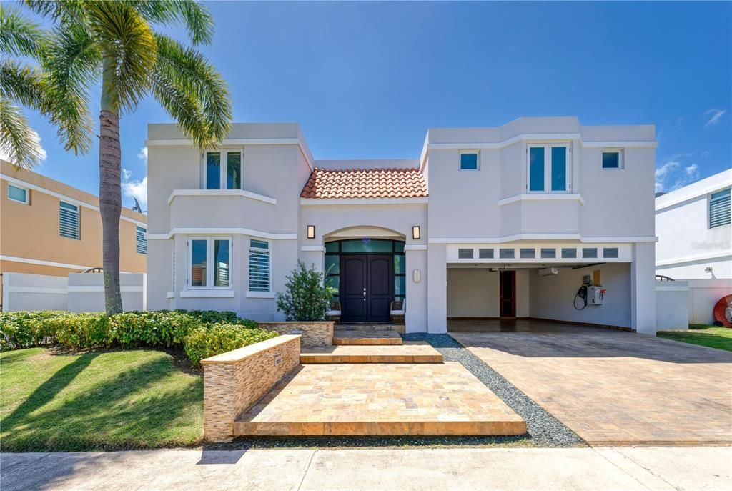 最近租的: $8,500 (4 贝兹, 2 浴室, 3790 平方英尺)