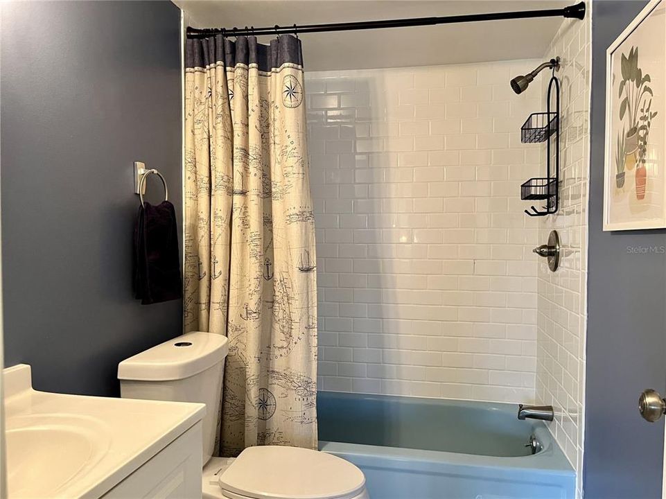 待售: $129,000 (2 贝兹, 2 浴室, 1017 平方英尺)