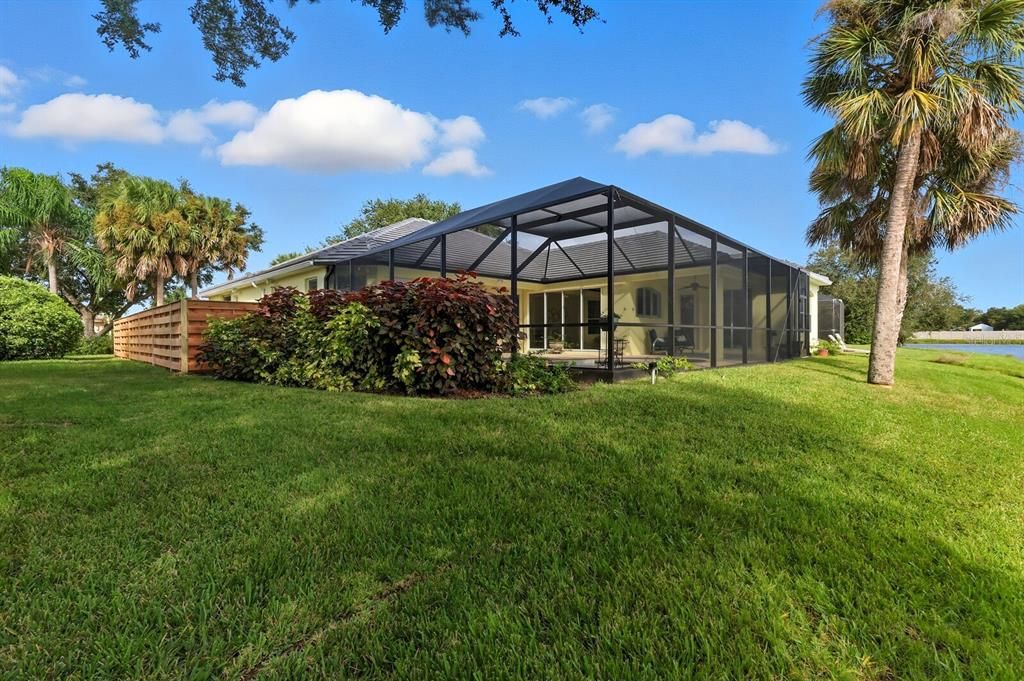 Под контрактом: $939,000 (4 спален, 3 ванн, 2802 Квадратных фут)