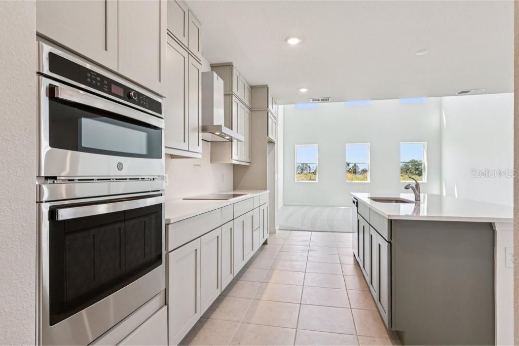 На продажу: $849,990 (5 спален, 4 ванн, 3545 Квадратных фут)