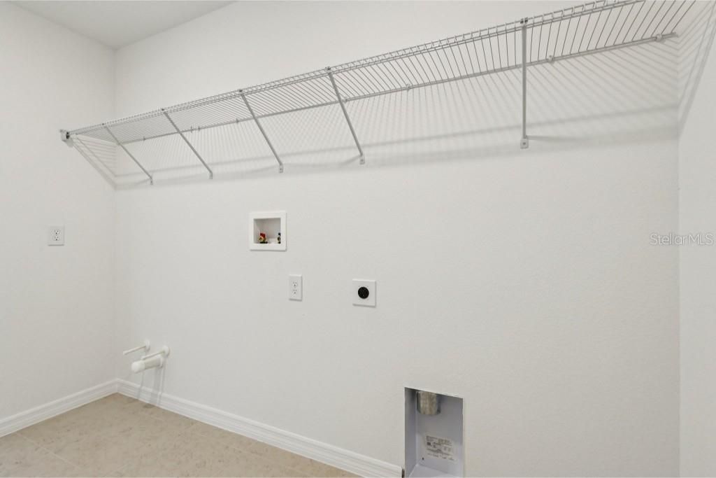 На продажу: $849,990 (5 спален, 4 ванн, 3545 Квадратных фут)