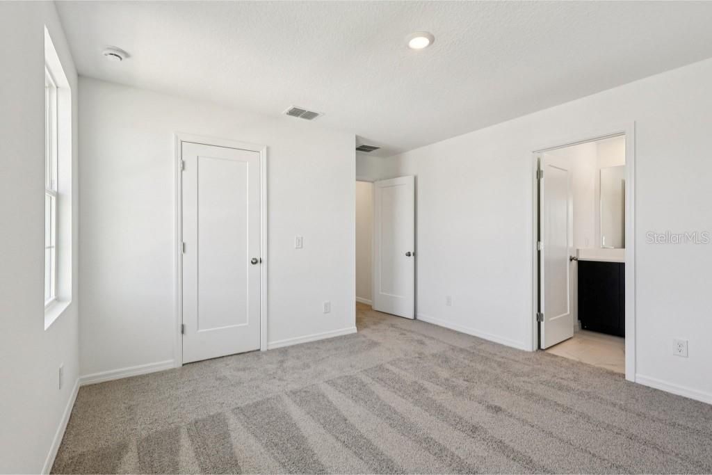 На продажу: $849,990 (5 спален, 4 ванн, 3545 Квадратных фут)