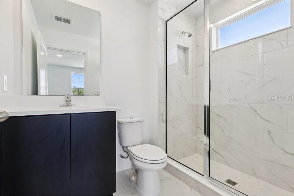 На продажу: $849,990 (5 спален, 4 ванн, 3545 Квадратных фут)