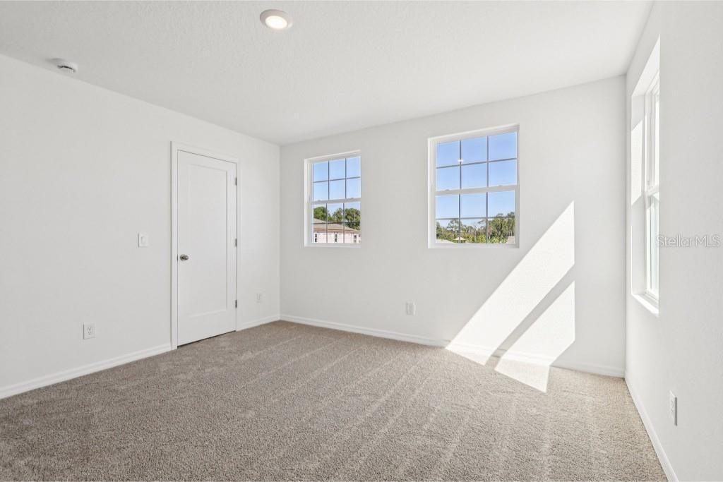 На продажу: $849,990 (5 спален, 4 ванн, 3545 Квадратных фут)